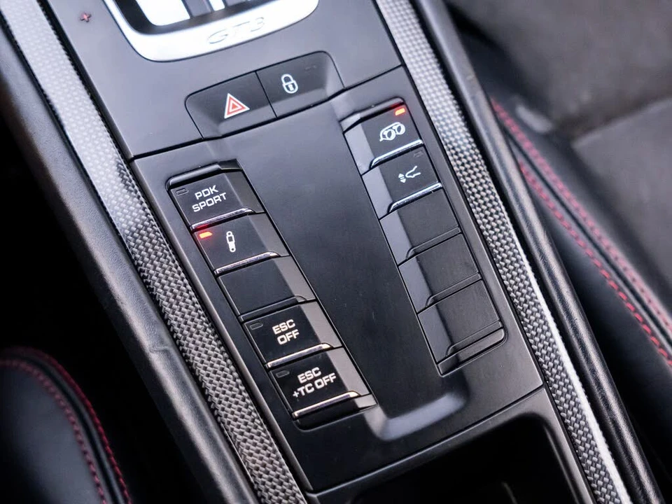 2015 Porsche 991 GT3 - Image 27 of 31