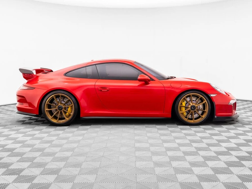 2015 Porsche 991 GT3 - Image 7 of 31