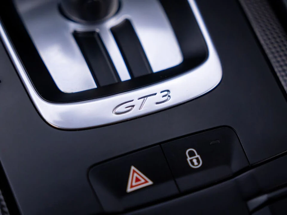 2015 Porsche 991 GT3 - Image 26 of 31