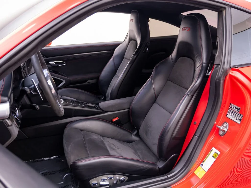 2015 Porsche 991 GT3 - Image 5 of 31