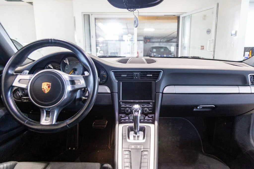 2015 Porsche 991 GT3 - Image 11 of 17