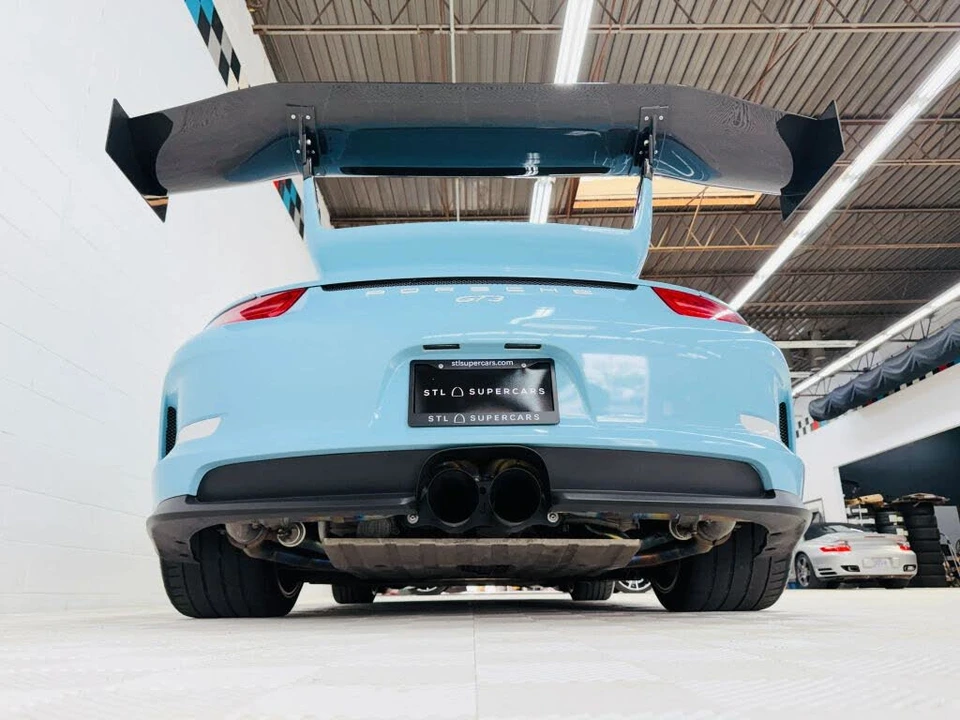 2015 Porsche 991 GT3 - Image 16 of 31