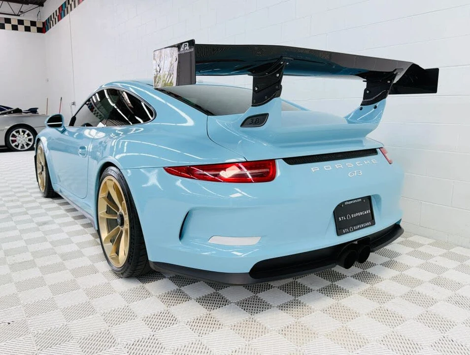 2015 Porsche 991 GT3 - Image 29 of 31