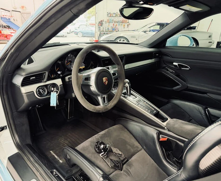 2015 Porsche 991 GT3 - Image 4 of 31