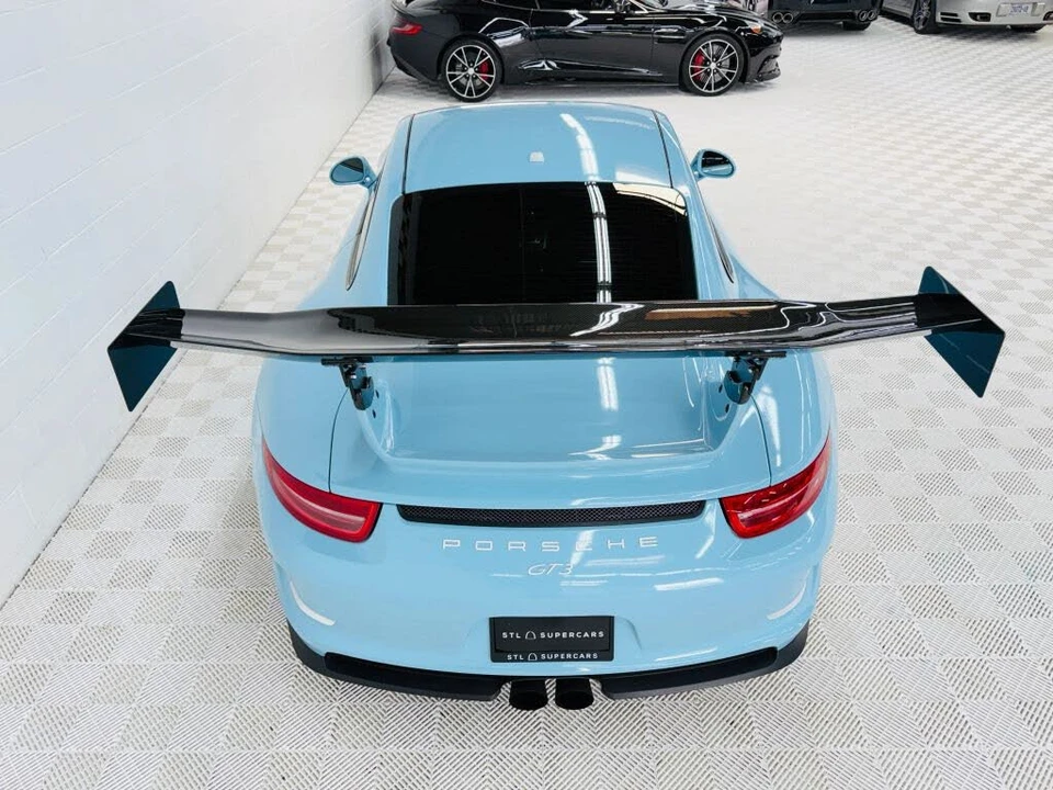 2015 Porsche 991 GT3 - Image 17 of 31