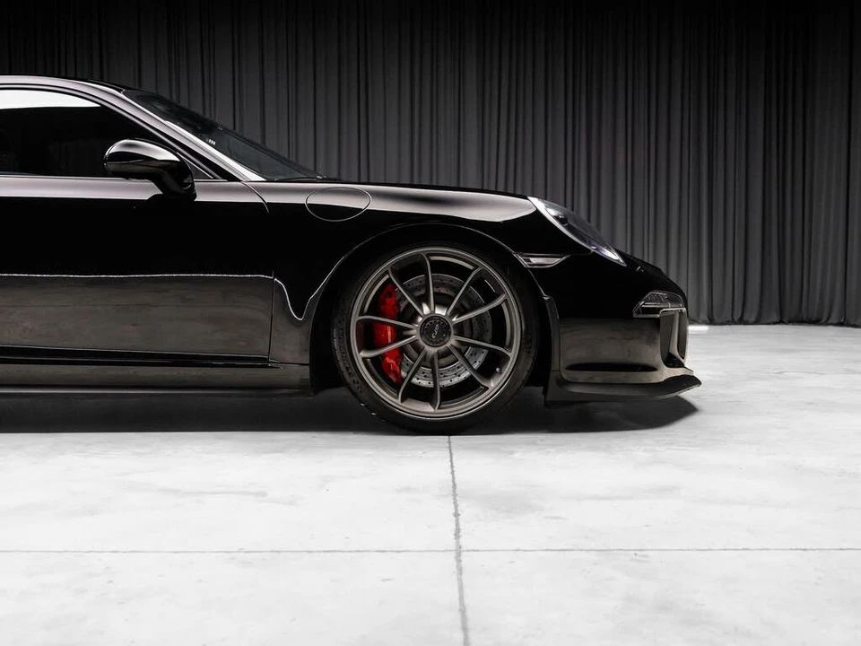2015 Porsche 991 GT3 - Image 26 of 31