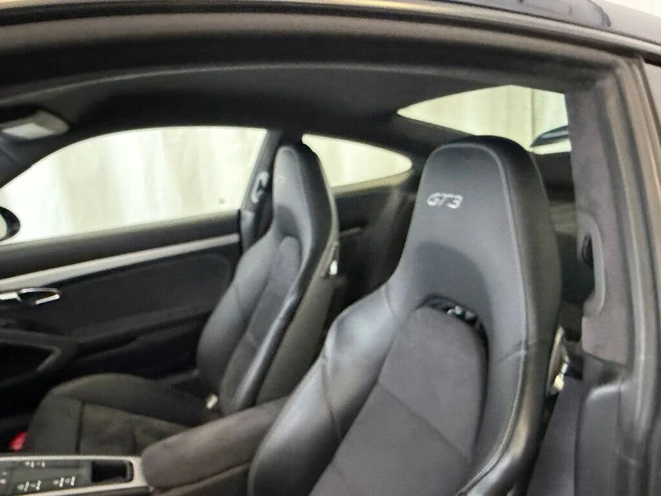 2015 Porsche 991 GT3 - Image 23 of 26