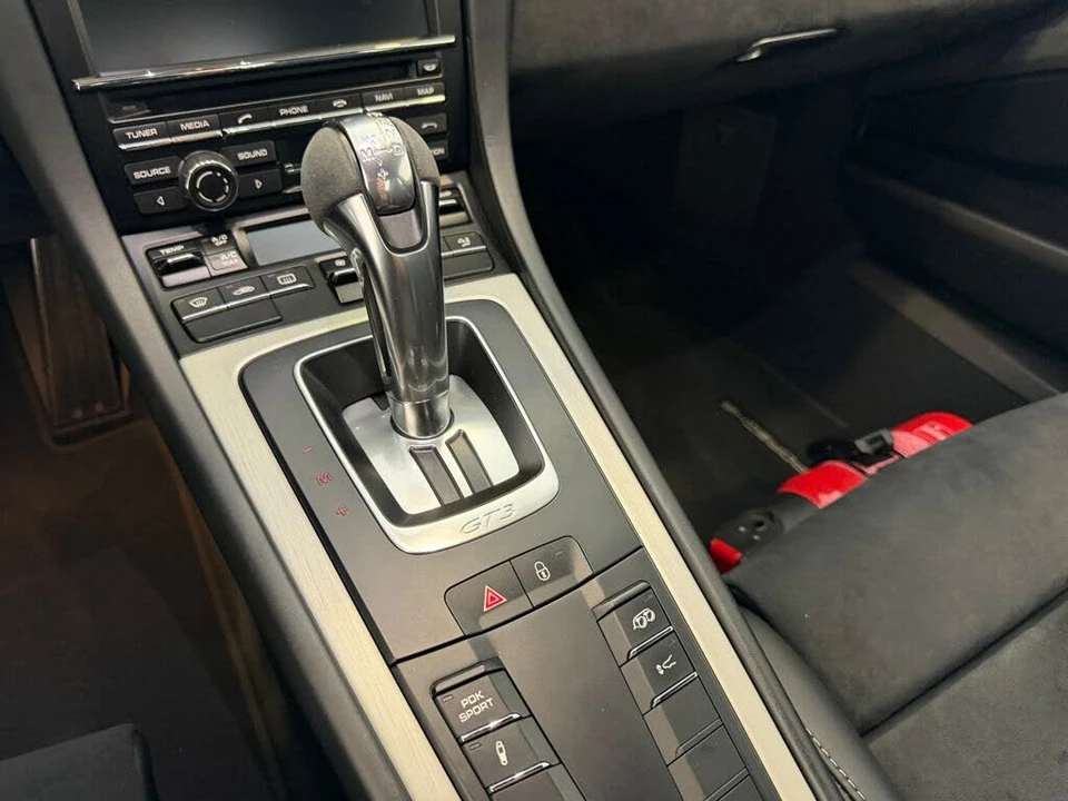 2015 Porsche 991 GT3 - Image 22 of 26