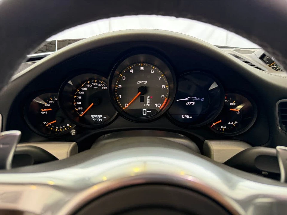 2015 Porsche 991 GT3 - Image 19 of 26