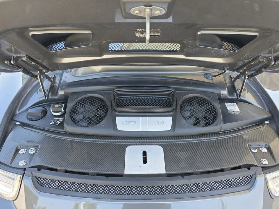 2015 Porsche 991 GT3 - Image 29 of 31