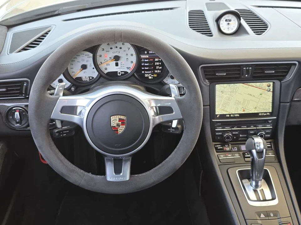 2015 Porsche 991 GT3 - Image 10 of 31