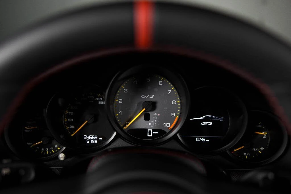 2015 Porsche 991 GT3 - Image 19 of 31