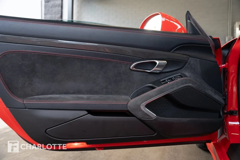 2015 Porsche 991 GT3 - Image 18 of 31