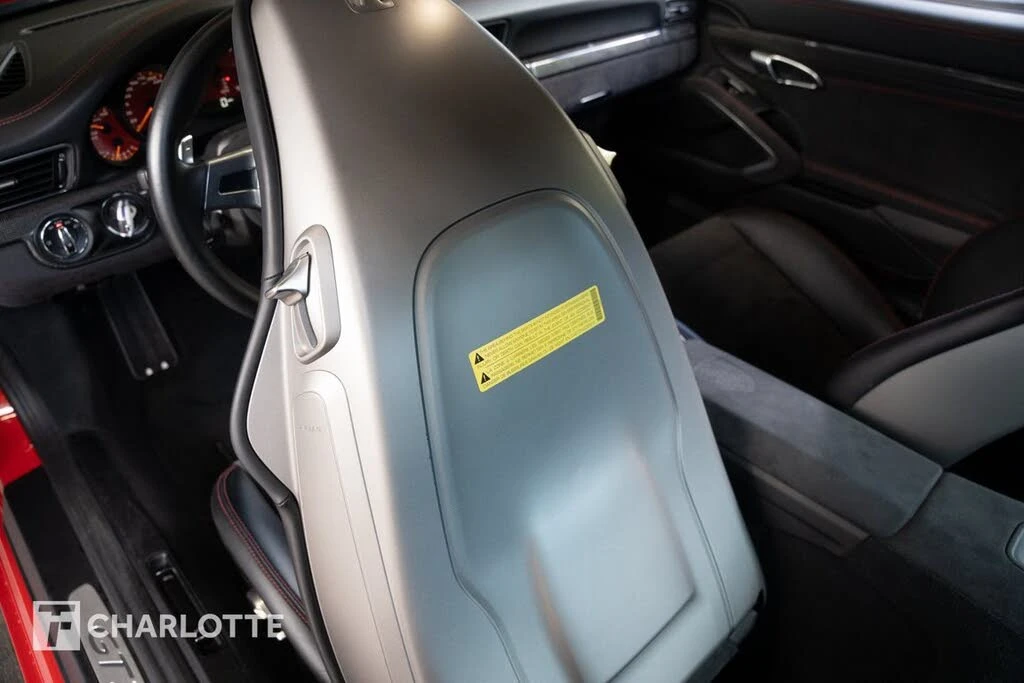 2015 Porsche 991 GT3 - Image 21 of 31