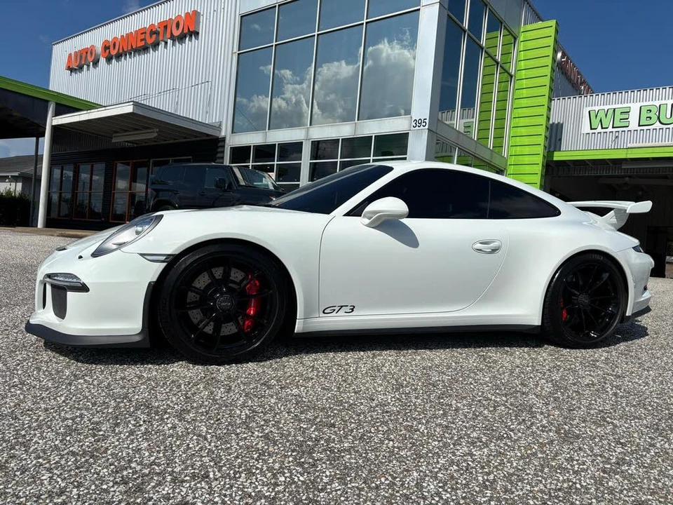 2015 Porsche 991 GT3 - Image 15 of 31