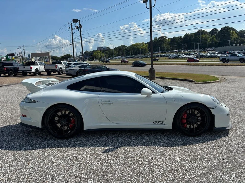 2015 Porsche 991 GT3 - Image 10 of 31