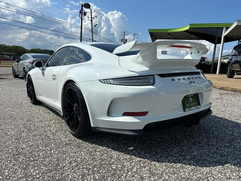 2015 Porsche 991 GT3 - Image 4 of 31