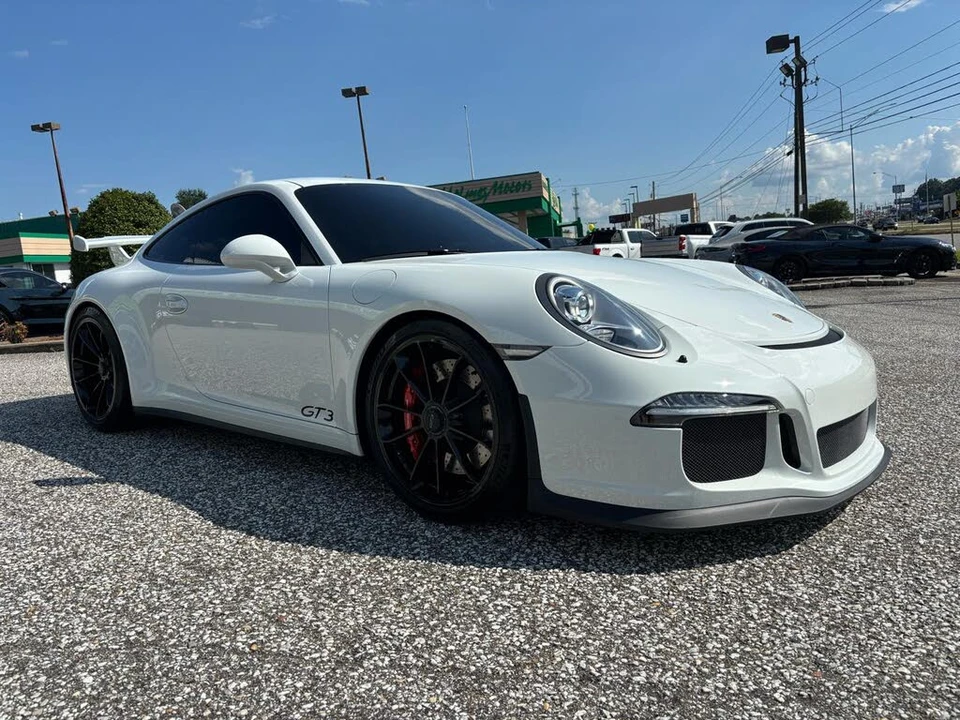 2015 Porsche 991 GT3 - Image 11 of 31