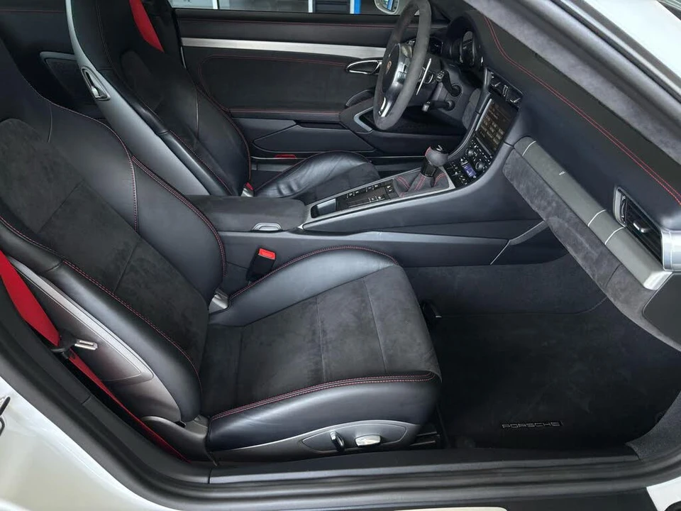 2015 Porsche 991 GT3 - Image 23 of 31