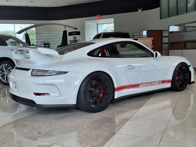 2015 Porsche 991 GT3 - Image 6 of 30