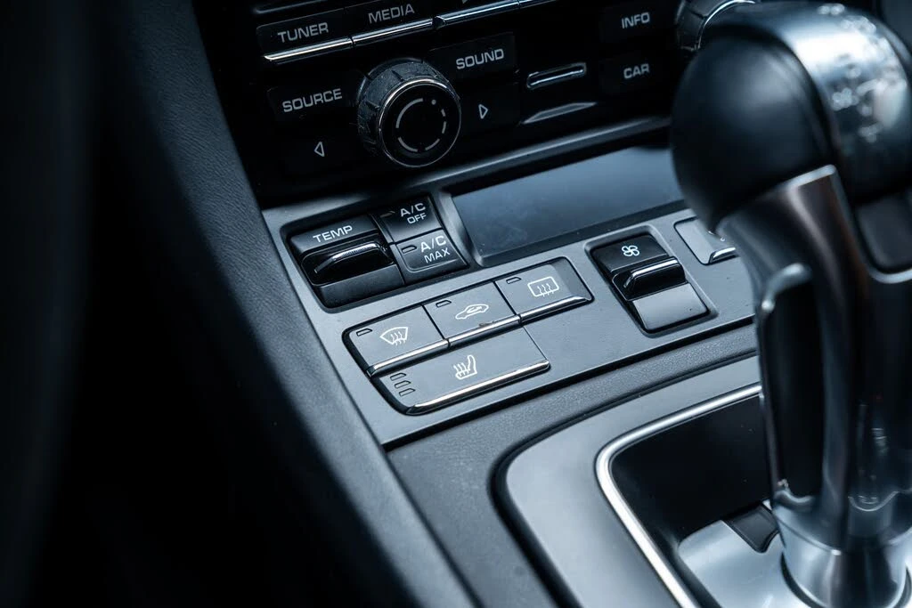 2015 Porsche 991 GT3 - Image 20 of 31