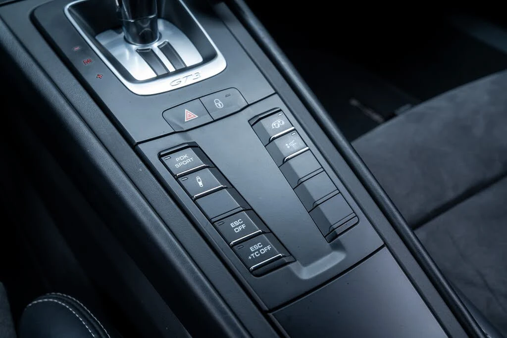 2015 Porsche 991 GT3 - Image 21 of 31