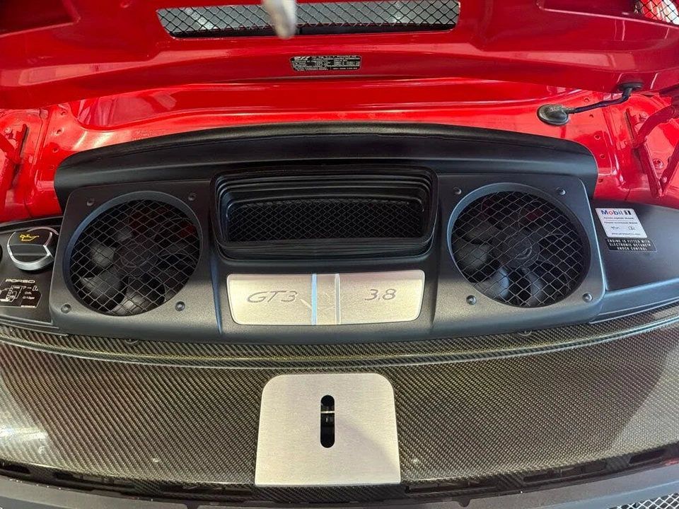 2015 Porsche 991 GT3 - Image 25 of 26