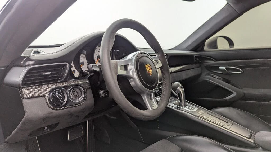 2015 Porsche 991 GT3 - Image 18 of 26