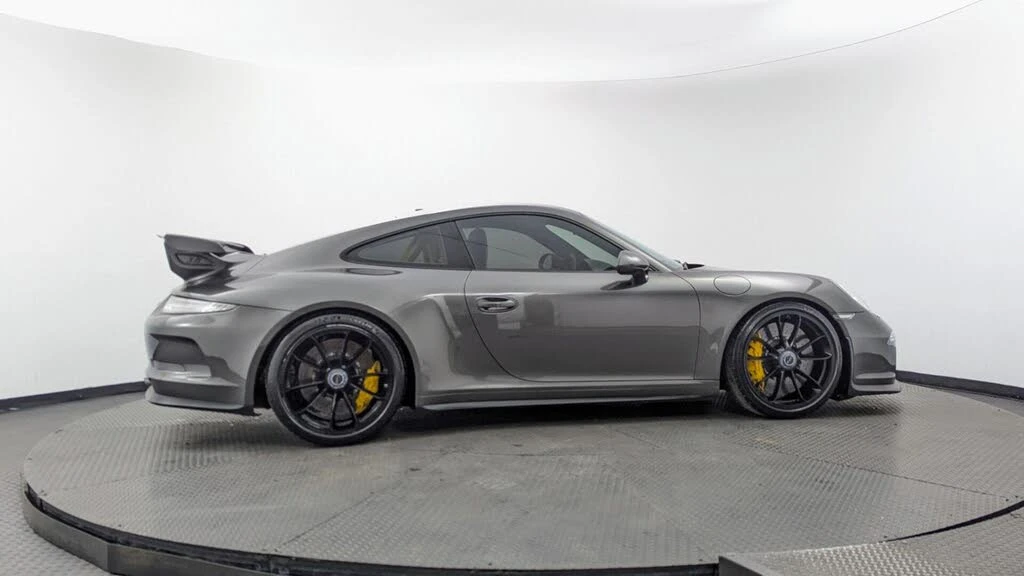 2015 Porsche 991 GT3 - Image 9 of 26