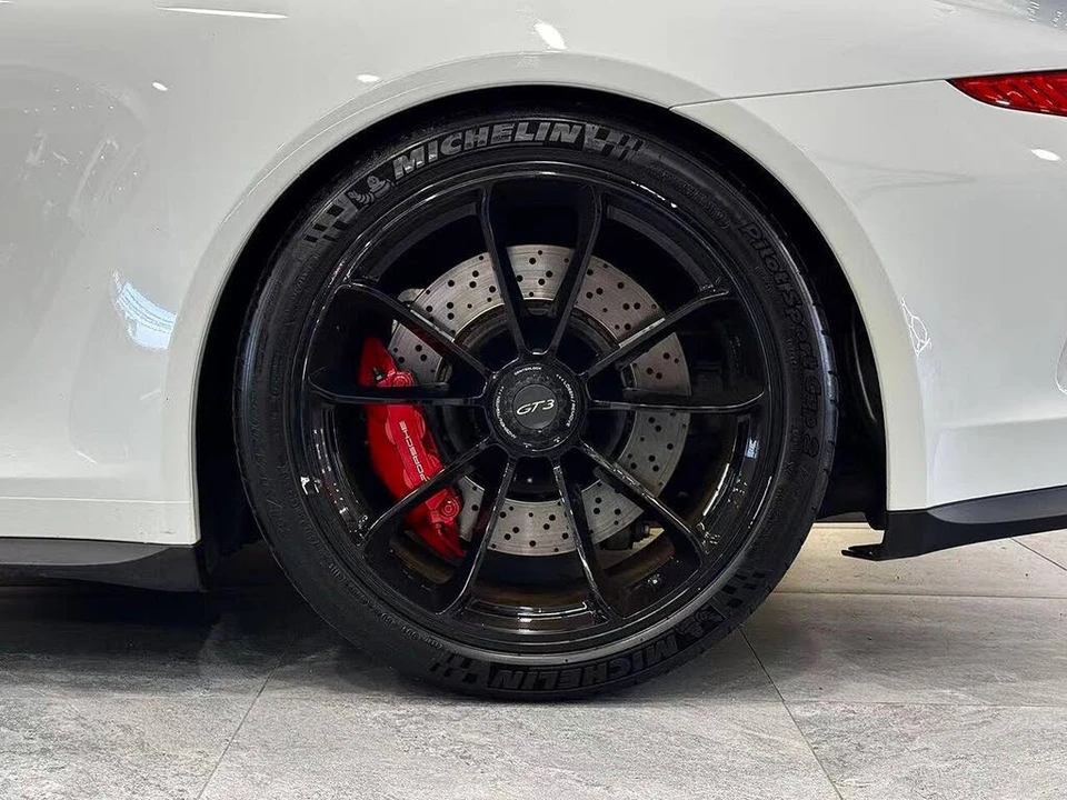 2015 Porsche 991 GT3 - Image 23 of 24