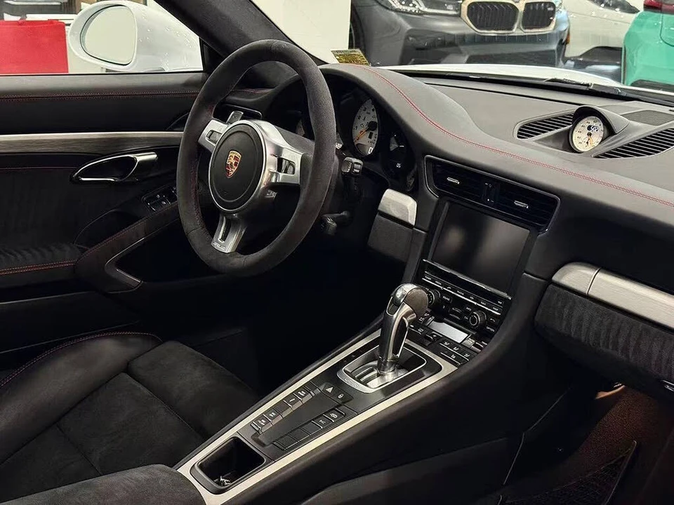 2015 Porsche 991 GT3 - Image 15 of 24