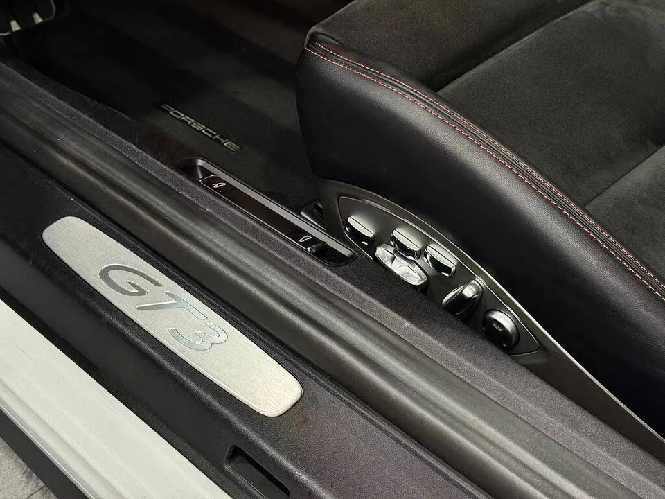 2015 Porsche 991 GT3 - Image 12 of 24