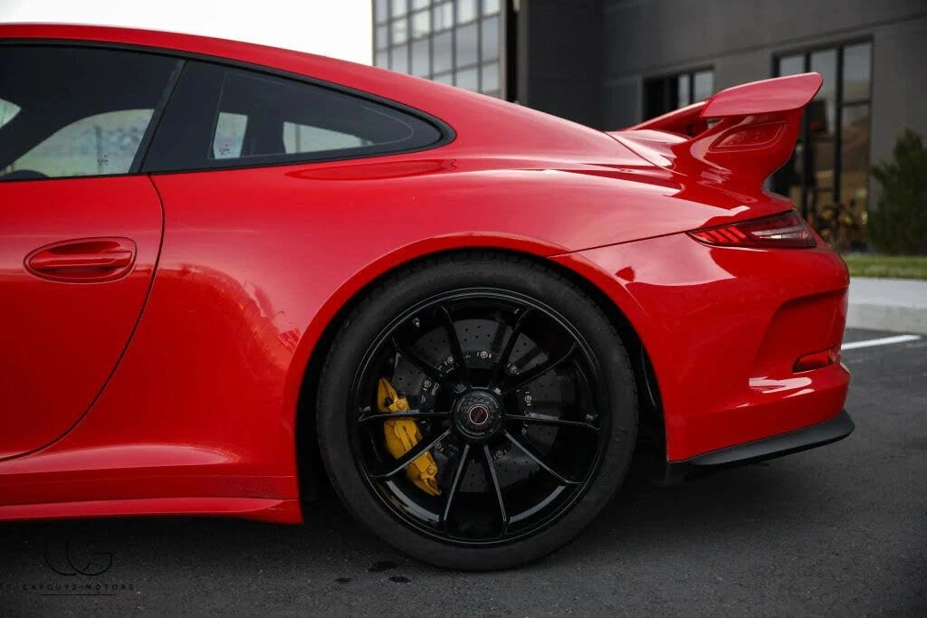 2015 Porsche 991 GT3 - Image 13 of 31