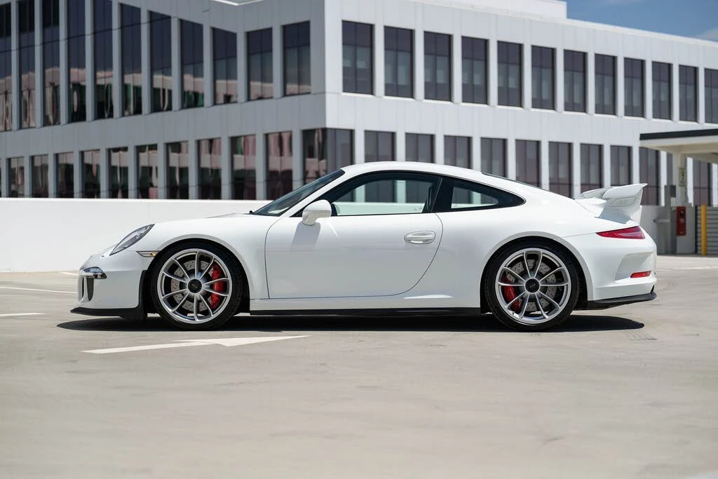2015 Porsche 991 GT3 - Image 29 of 31