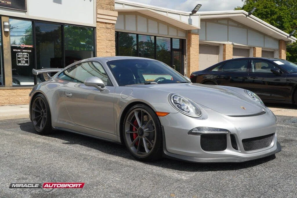 2015 Porsche 991 GT3 - Image 9 of 31
