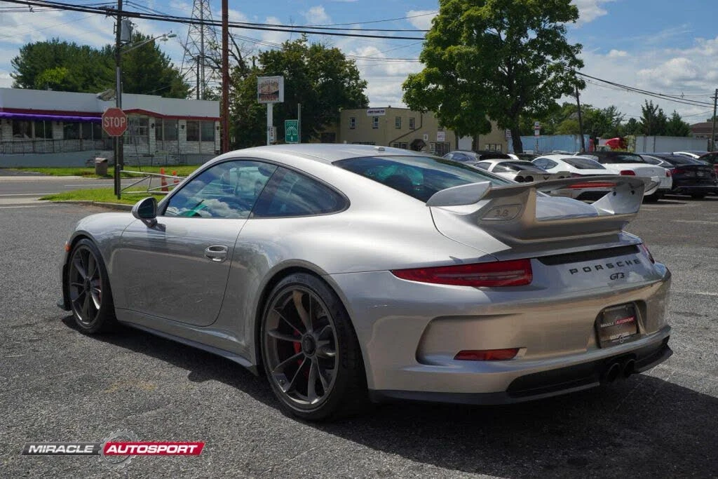 2015 Porsche 991 GT3 - Image 5 of 31