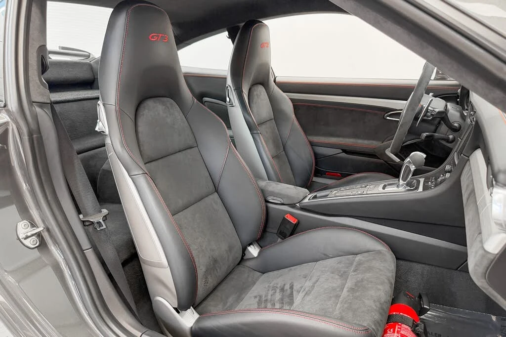 2015 Porsche 991 GT3 - Image 25 of 31