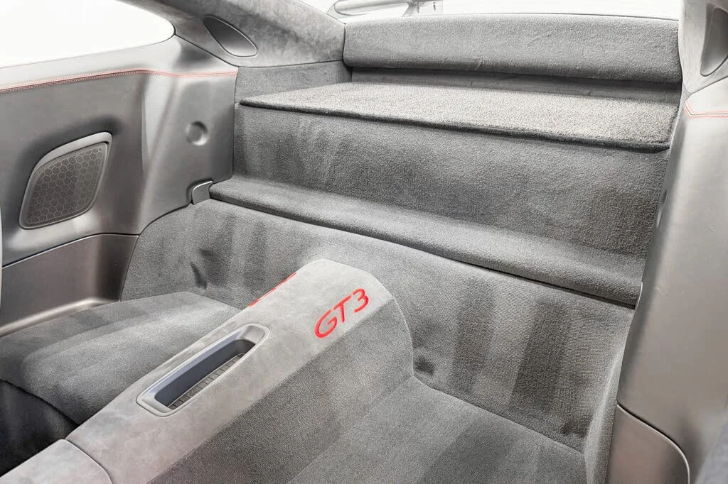 2015 Porsche 991 GT3 - Image 16 of 31