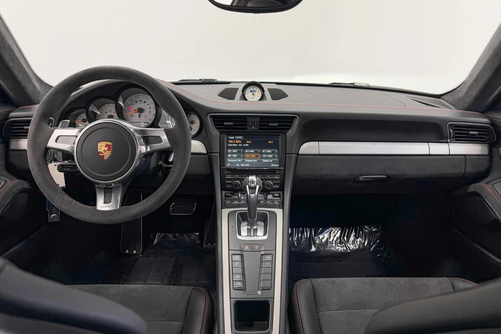 2015 Porsche 991 GT3 - Image 15 of 31