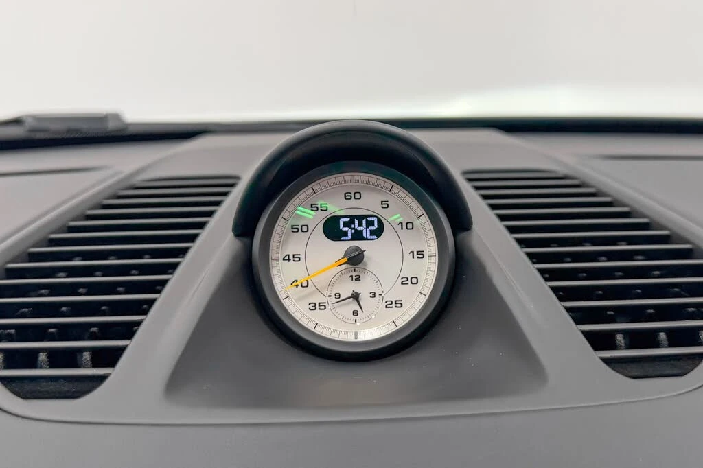 2015 Porsche 991 GT3 - Image 27 of 31