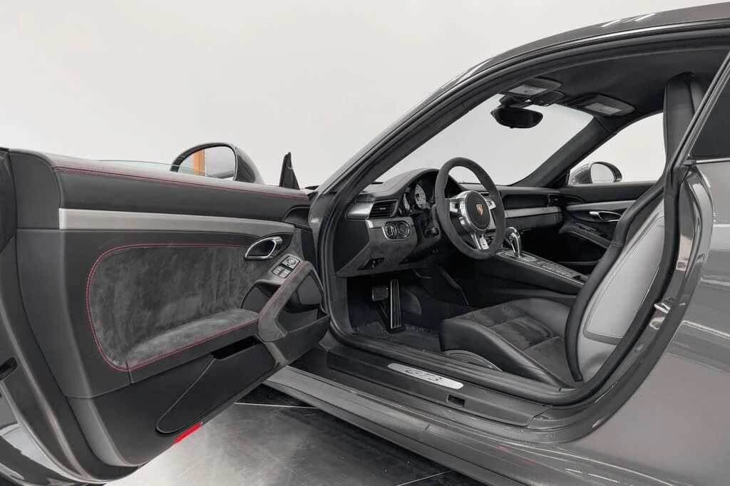 2015 Porsche 991 GT3 - Image 22 of 31