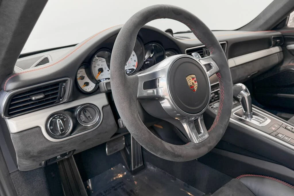 2015 Porsche 991 GT3 - Image 13 of 31