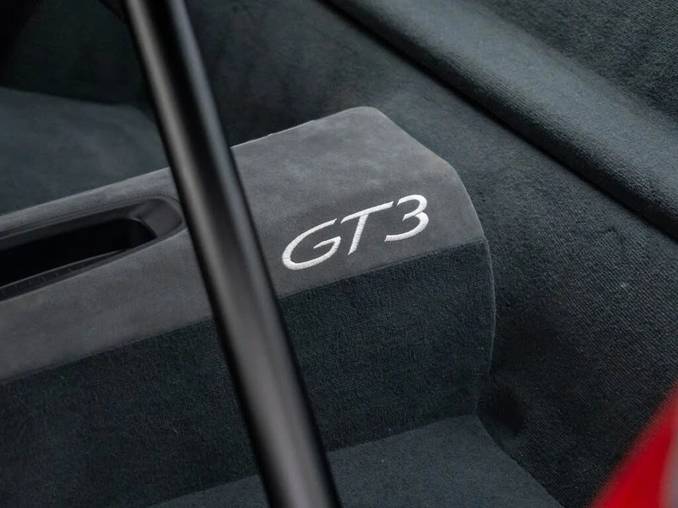 2015 Porsche 991 GT3 - Image 21 of 31