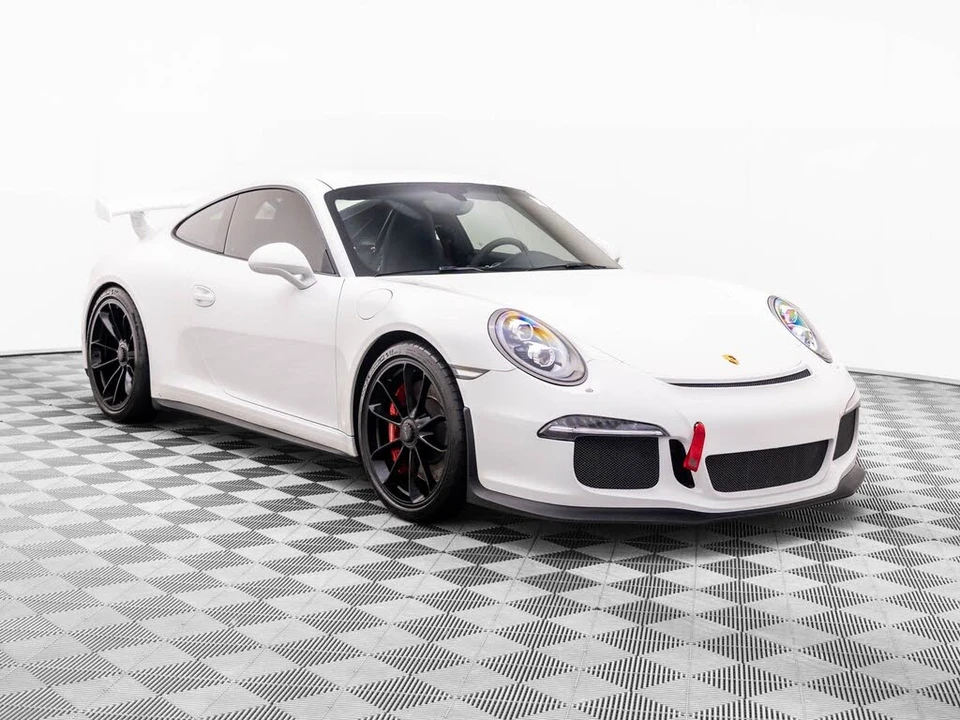 2015 Porsche 991 GT3 - Image 6 of 31