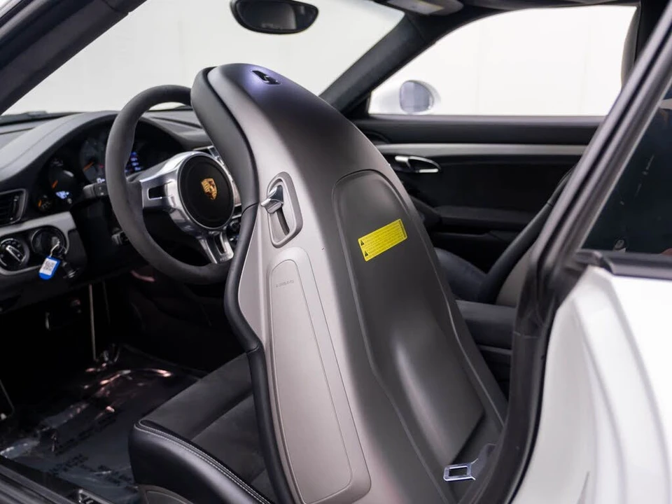 2015 Porsche 991 GT3 - Image 22 of 31