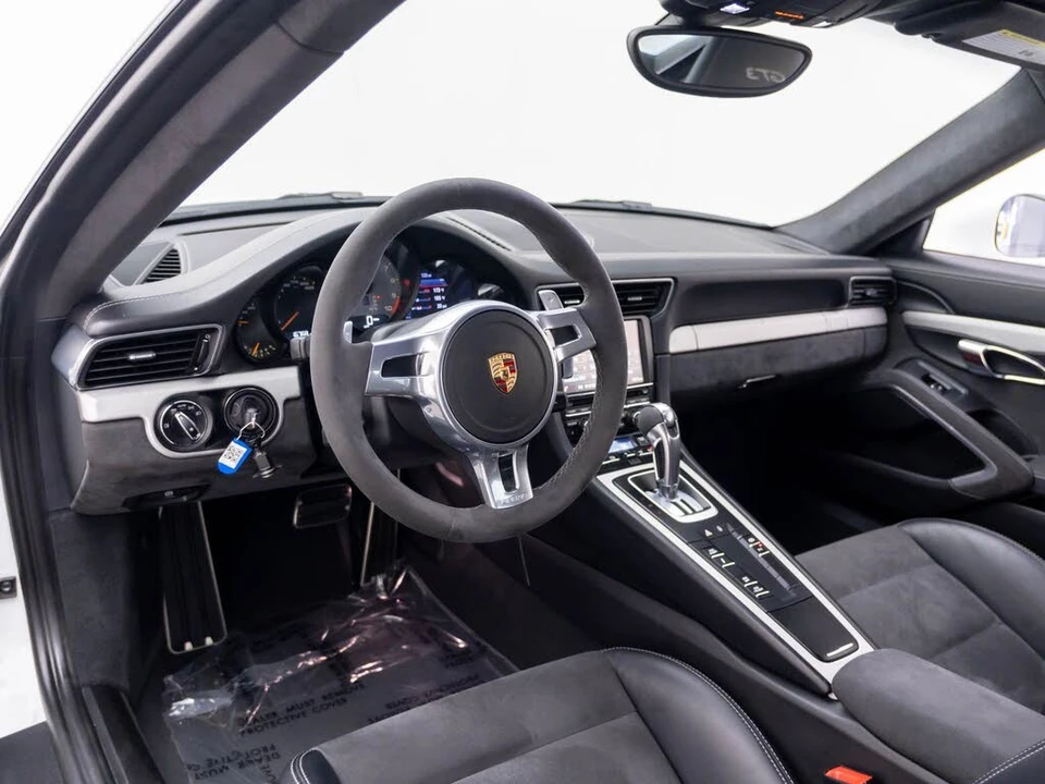 2015 Porsche 991 GT3 - Image 11 of 31