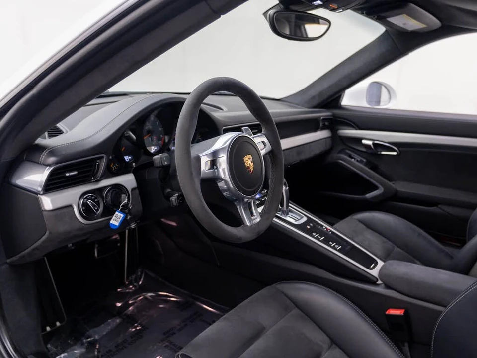 2015 Porsche 991 GT3 - Image 4 of 31
