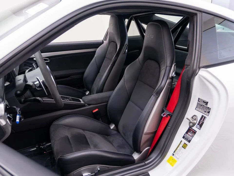 2015 Porsche 991 GT3 - Image 5 of 31