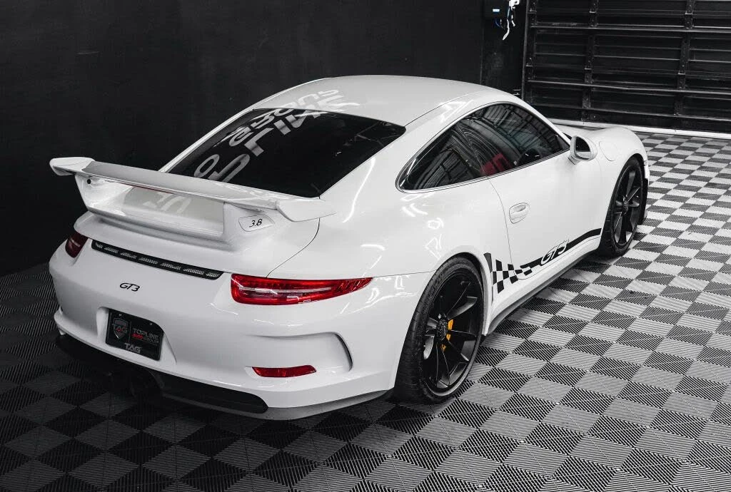 2015 Porsche 991 GT3 - Image 21 of 31