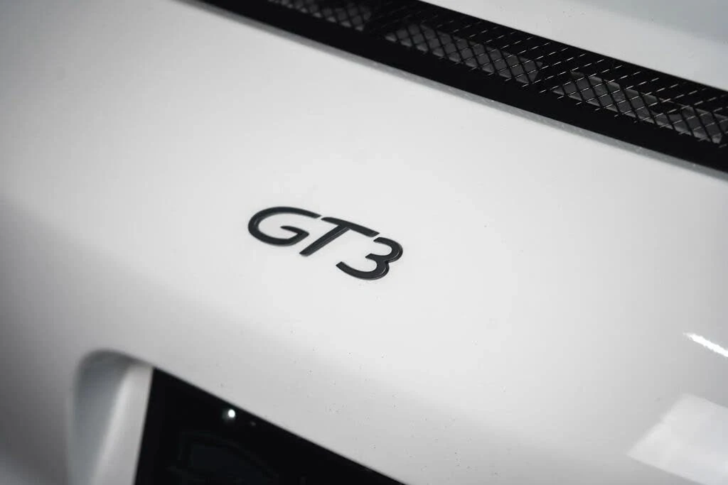 2015 Porsche 991 GT3 - Image 23 of 31